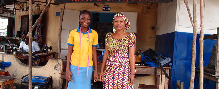 Sewing materials for a trainee in Benin