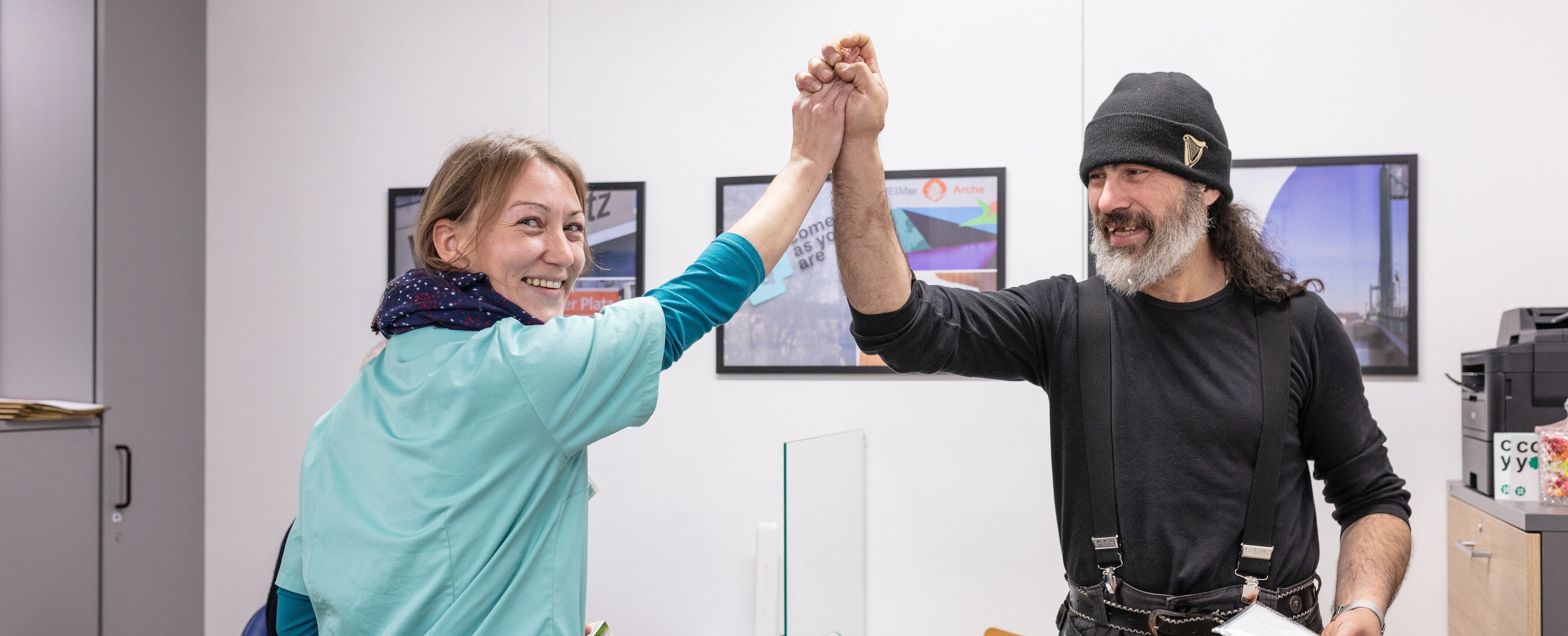 2 Min. ärztliche Versorgung von Obdachlosen in Köln